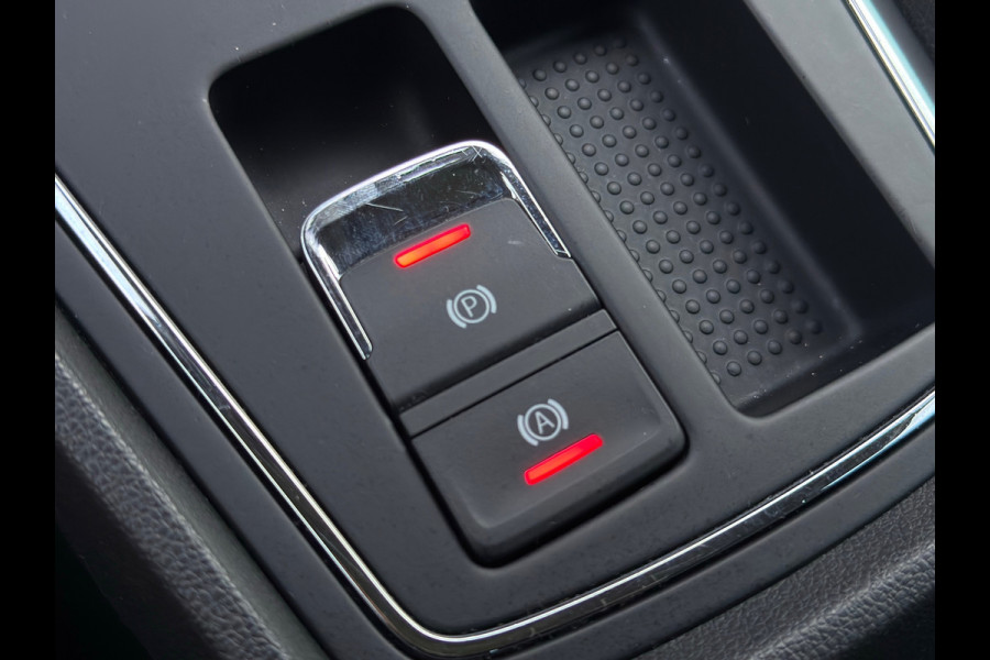 Seat Leon 1.0 EcoTSI Style Intens / AUTOMAAT / NAP / CARPLAY