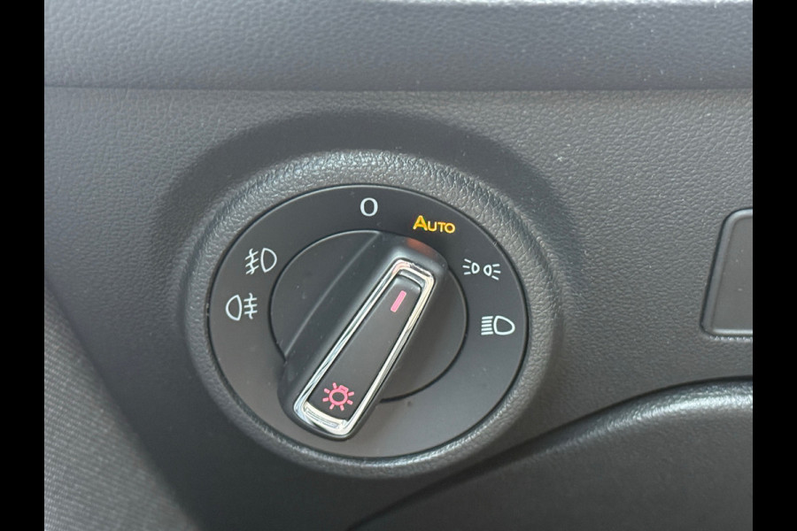 Seat Leon 1.0 EcoTSI Style Intens / AUTOMAAT / NAP / CARPLAY