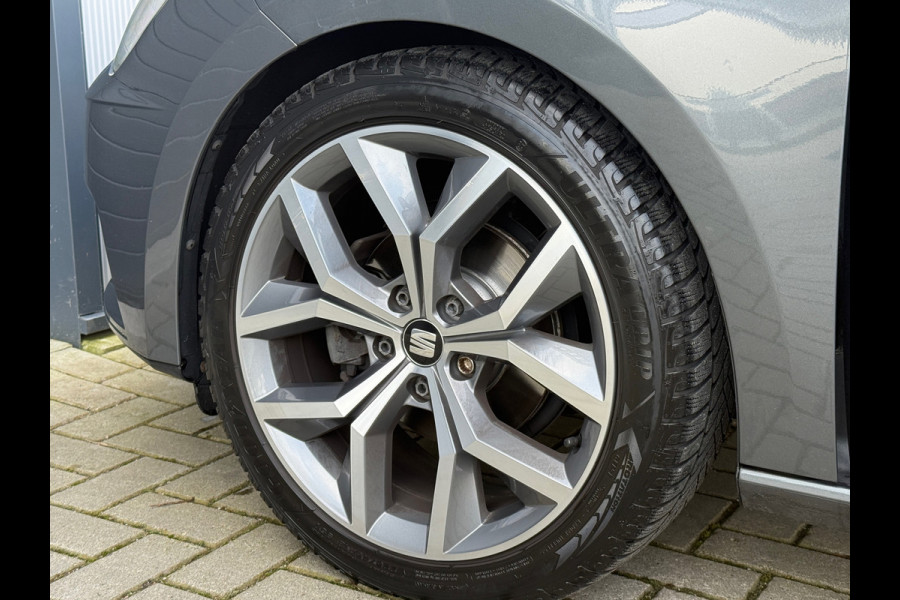 Seat Leon 1.0 EcoTSI Style Intens / AUTOMAAT / NAP / CARPLAY