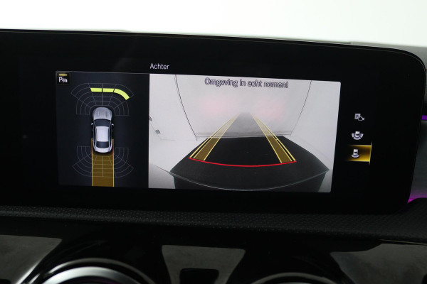 Mercedes-Benz CLA-Klasse 200 Business Solution AMG (SFEERVERLICHTING, CAMERA, LED, STOELVERWARMING, 1e EIGENAAR, GOED ONDERHOUDEN)