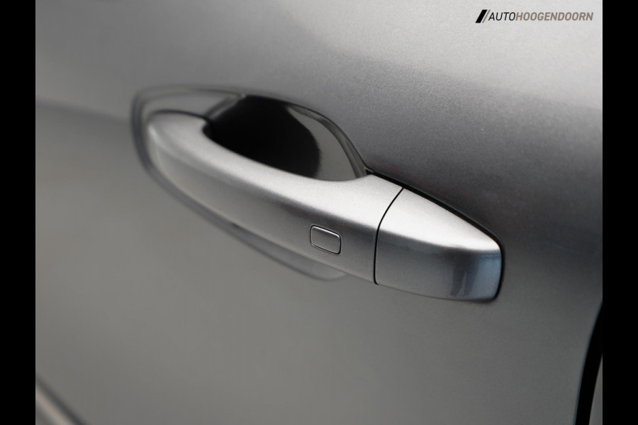 Renault Arkana 1.6 E-Tech Hybrid 145 Sport (APPLE CARPLAY,LED,DODEHOEK,KEYLESS,COMFORT-STOELEN,CAMERA,PARKEERSENSOREN,LM-VELGEN)