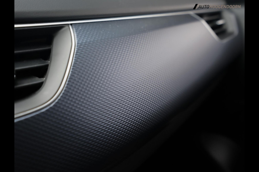 Renault Arkana 1.6 E-Tech Hybrid 145 Sport (APPLE CARPLAY,LED,DODEHOEK,KEYLESS,COMFORT-STOELEN,CAMERA,PARKEERSENSOREN,LM-VELGEN)