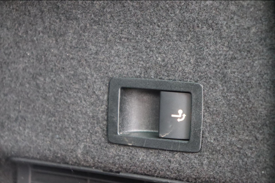 Škoda Kodiaq 1.5 TSI Sportline Business 7persoons org.NL el.trekhaak+klep camera schuifdak stuur+stoelverw.