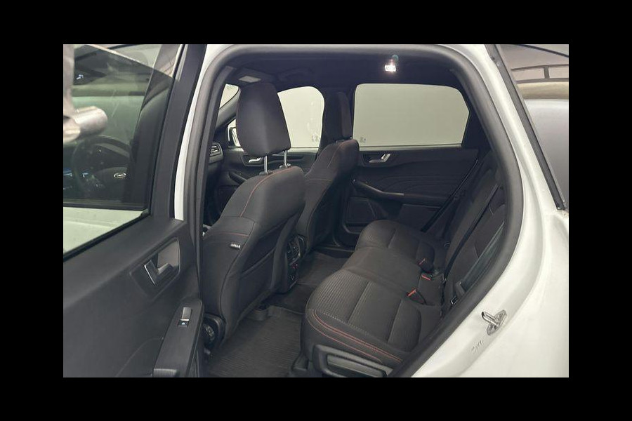 Ford Kuga 2.5 PHEV ST-Line 225pk | Wegklapbare Trekhaak | Winterpack | Design Pack | 1.500kg Trekgewicht