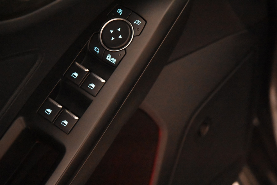 Ford FOCUS Wagon Vignale *1ste Eigenaar*Leer*Navigatie*Keyless*