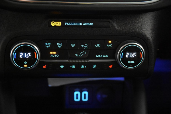 Ford FOCUS Wagon Vignale *1ste Eigenaar*Leer*Navigatie*Keyless*