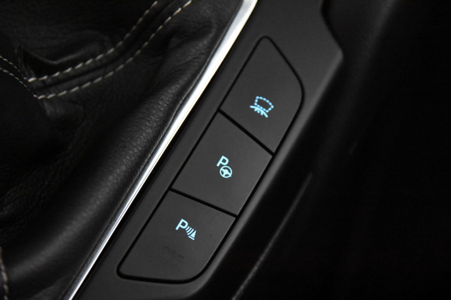 Ford FOCUS Wagon Vignale *1ste Eigenaar*Leer*Navigatie*Keyless*