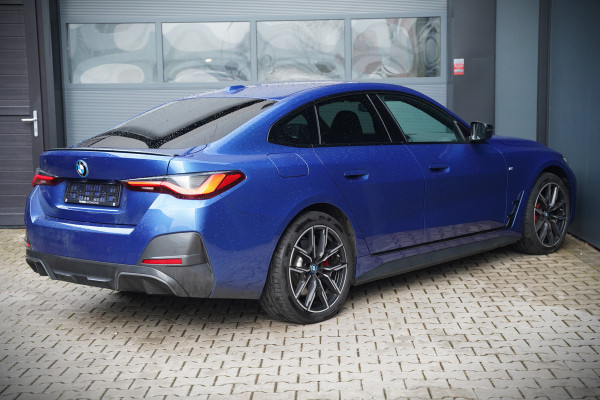 BMW i4 eDrive35 High Executive 70 kWh M Sport | Harman Kardon | Laser | M Stoelen | Camera | Stuurverwarming | Trekhaak | Memory Seats | Keyless | M Gordels | Adaptive Cruise Control | Stoelverwarming | Shadow Line |