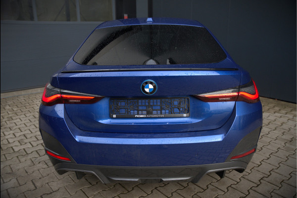 BMW i4 eDrive35 High Executive 70 kWh M Sport | Harman Kardon | Laser | M Stoelen | Camera | Stuurverwarming | Trekhaak | Memory Seats | Keyless | M Gordels | Adaptive Cruise Control | Stoelverwarming | Shadow Line |
