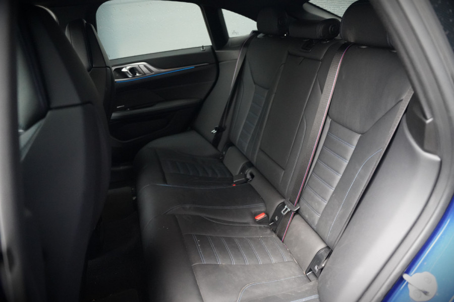 BMW i4 eDrive35 High Executive 70 kWh M Sport | Harman Kardon | Laser | M Stoelen | Camera | Stuurverwarming | Trekhaak | Memory Seats | Keyless | M Gordels | Adaptive Cruise Control | Stoelverwarming | Shadow Line |