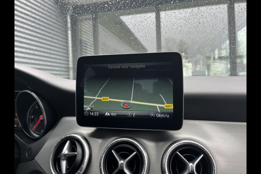 Mercedes-Benz CLA-Klasse 200 d Business Solution AMG Upgrade Edition