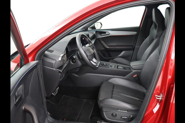 CUPRA Leon 1.4 eHybrid | Trekhaak | Stoelverwarming | Carplay | Camera | Navigatie | Adaptive cruise | Stuurverwarming | Keyless | Full LED | Sportstoelen | PHEV | Plug In