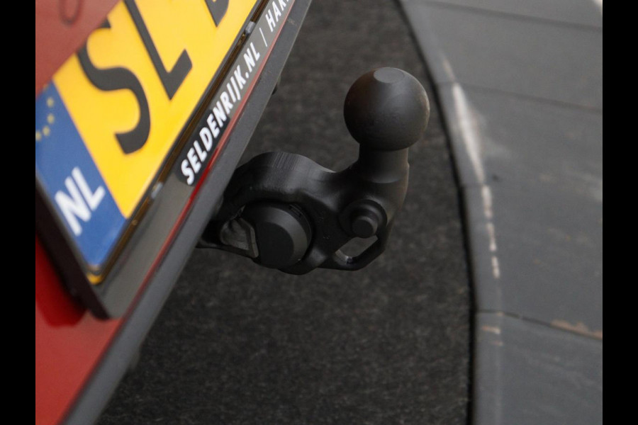 CUPRA Leon 1.4 eHybrid | Trekhaak | Stoelverwarming | Carplay | Camera | Navigatie | Adaptive cruise | Stuurverwarming | Keyless | Full LED | Sportstoelen | PHEV | Plug In