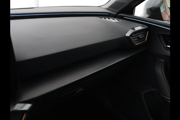 CUPRA Leon 1.4 eHybrid | Trekhaak | Stoelverwarming | Carplay | Camera | Navigatie | Adaptive cruise | Stuurverwarming | Keyless | Full LED | Sportstoelen | PHEV | Plug In