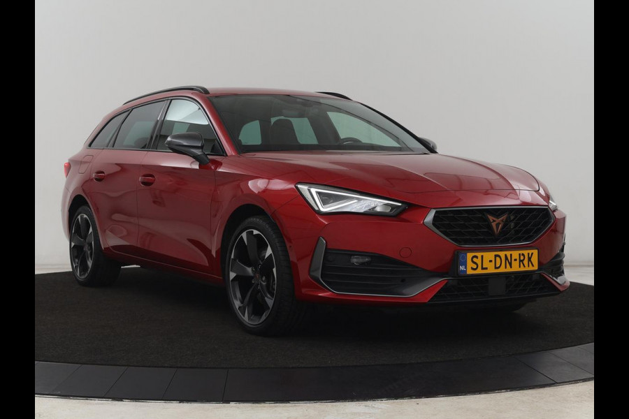 CUPRA Leon 1.4 eHybrid | Trekhaak | Stoelverwarming | Carplay | Camera | Navigatie | Adaptive cruise | Stuurverwarming | Keyless | Full LED | Sportstoelen | PHEV | Plug In