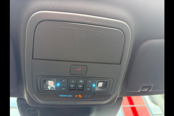 Ford Explorer 3.0 V6 EcoBoost PHEV ST-Line 7 persoon