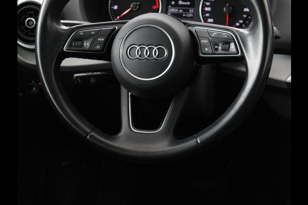 Audi Q2 35 TFSI Pro Line | Leder | Stoelverwarming | Keyless | Full LED | Trekhaak | Audi Sound | Navigatie | Cruise control | Bluetooth | Climate control