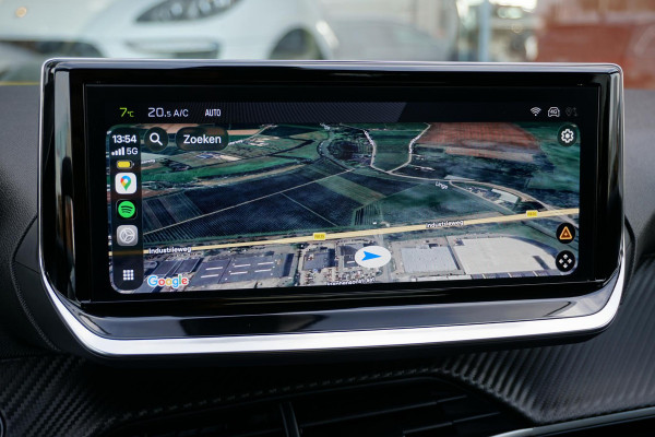 Peugeot 208 Hybrid 100 e-DCS6 Allure + CAMERA / KEYLESS / CARPLAY