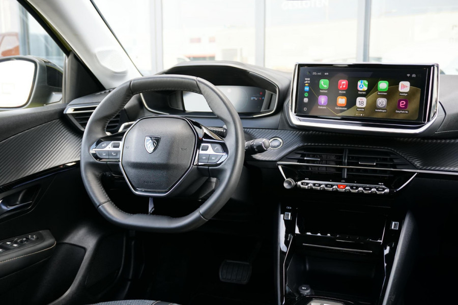 Peugeot 208 Hybrid 100 e-DCS6 Allure + CAMERA / KEYLESS / CARPLAY
