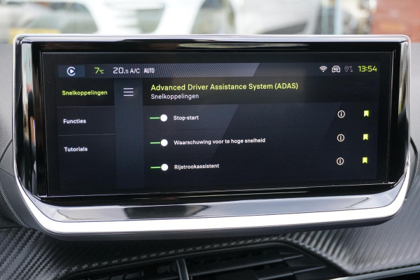 Peugeot 208 Hybrid 100 e-DCS6 Allure + CAMERA / KEYLESS / CARPLAY