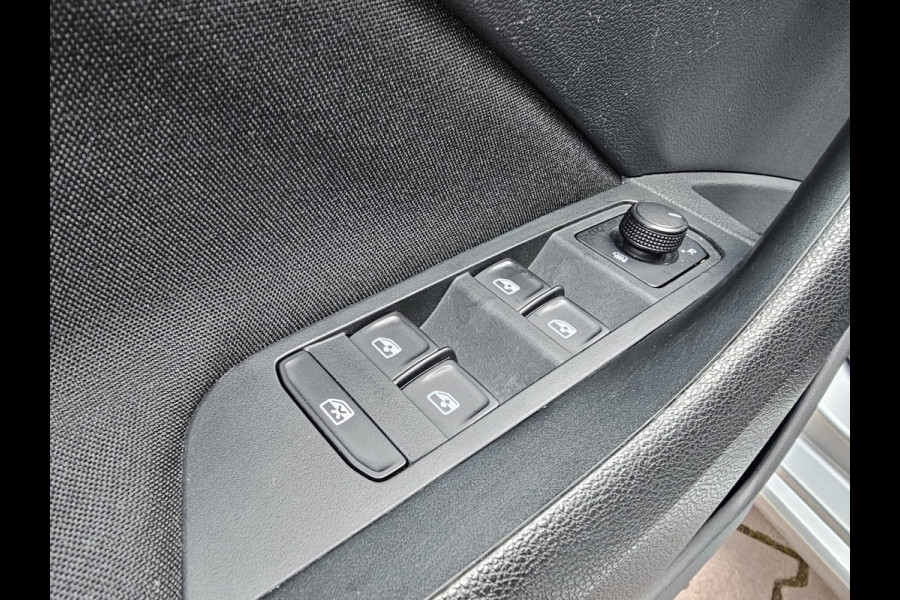 Škoda SCALA 1.5 TSI Ambition Business | Automaat | Climatronic | App-connect | Stoelverwarming | Camera |