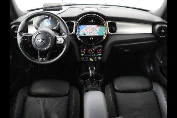 MINI Mini Electric Yours 33kWh | SOH 100% | Panoramadak | Leder | Stoelverwarming | Camera | Warmtepomp | Keyless | Head-Up | Carplay | Navigatie | Full LED | Park Assist