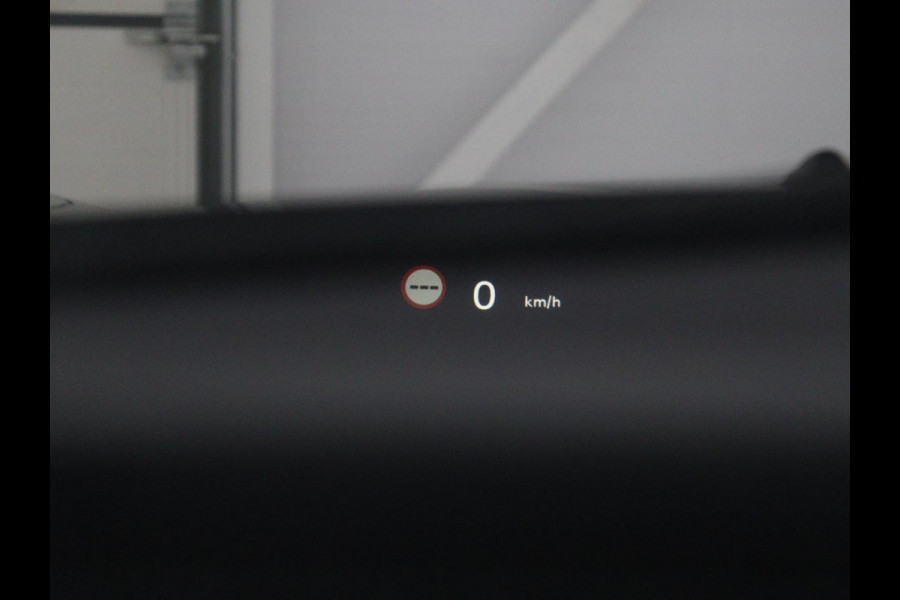 MINI Mini Electric Yours 33kWh | SOH 100% | Panoramadak | Leder | Stoelverwarming | Camera | Warmtepomp | Keyless | Head-Up | Carplay | Navigatie | Full LED | Park Assist