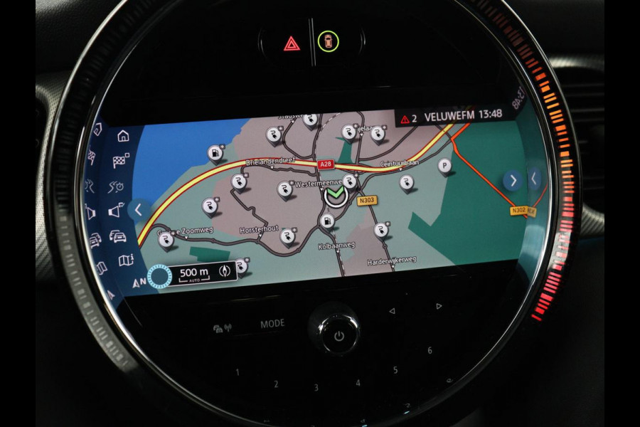 MINI Mini Electric Yours 33kWh | SOH 100% | Panoramadak | Leder | Stoelverwarming | Camera | Warmtepomp | Keyless | Head-Up | Carplay | Navigatie | Full LED | Park Assist