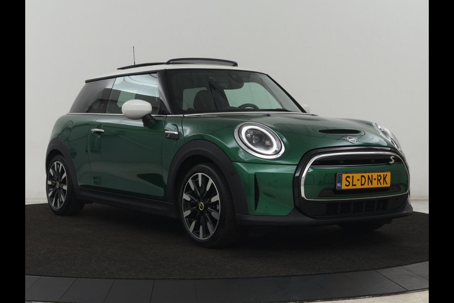 MINI Mini Electric Yours 33kWh | SOH 100% | Panoramadak | Leder | Stoelverwarming | Camera | Warmtepomp | Keyless | Head-Up | Carplay | Navigatie | Full LED | Park Assist