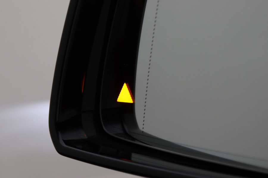 Mercedes-Benz CLA-Klasse Shooting Brake 250 Sport 4MATIC Prestige AMG Panoramadak, Memory, H&K, Apple Carplay, Camera, 18"