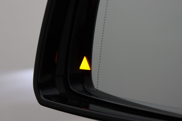 Mercedes-Benz CLA-Klasse Shooting Brake 250 Sport 4MATIC Prestige AMG Panoramadak, Memory, H&K, Apple Carplay, Camera, 18"