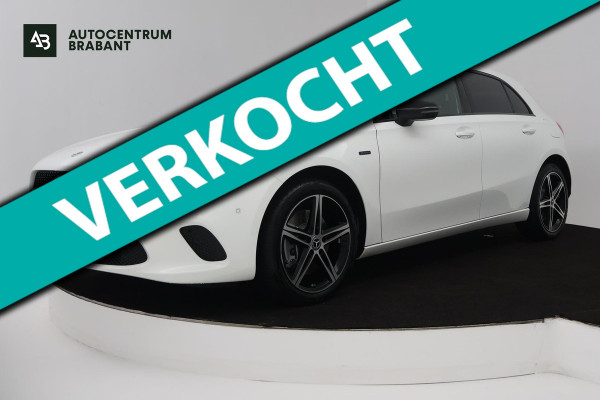 Mercedes-Benz A-Klasse 250 e Business Solution AMG Limited (SFEERVERLICHTING, STOELVERWARMING, ACHTERUITRIJCAMERA, NAVIGATIE)