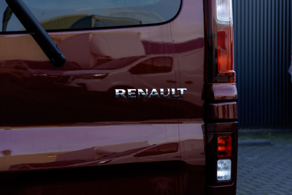 Renault Trafic Renault Trafic Blue dCi 150PK | L2H1 | 9-Zits | EX BTW/BPM | LED | Camera | Navi | Zijschuifdeur R+L | Cruise | Airco | PDC | Eu