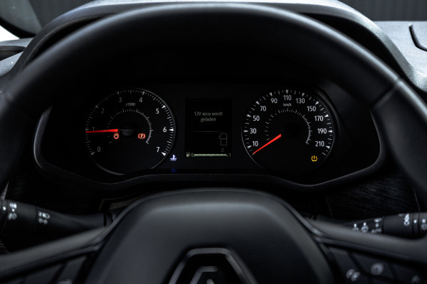 Renault Trafic Renault Trafic Blue dCi 150PK | L2H1 | 9-Zits | EX BTW/BPM | LED | Camera | Navi | Zijschuifdeur R+L | Cruise | Airco | PDC | Eu