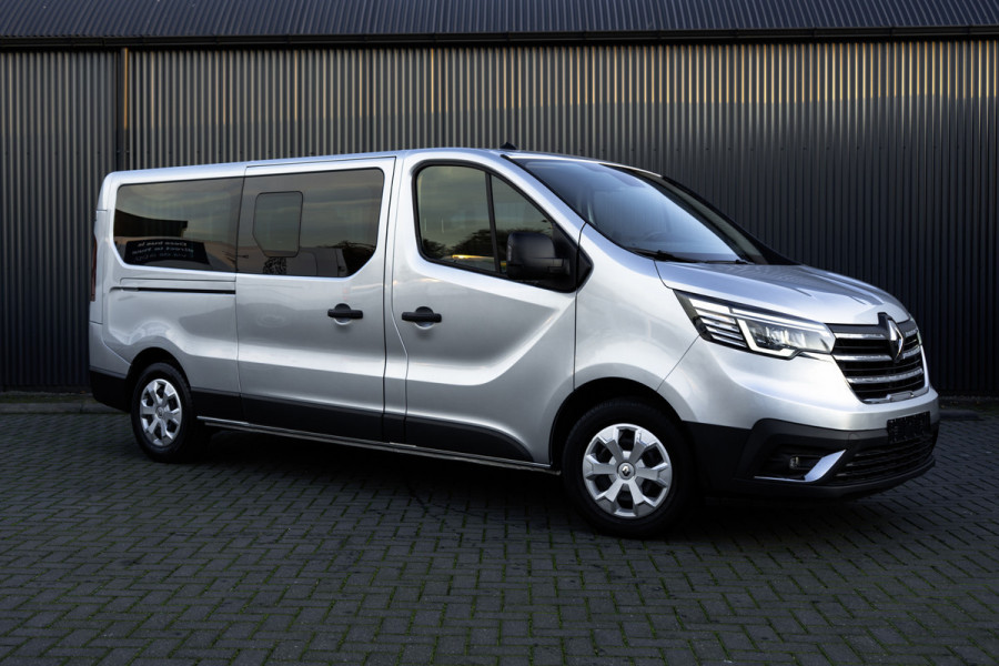 Renault Trafic Blue dCi 150PK | L2H1 | 9-Zits | LED | Canera | Navi | Zijschuifdeur R+L | Cruise | Airco | PDC | Euro 6