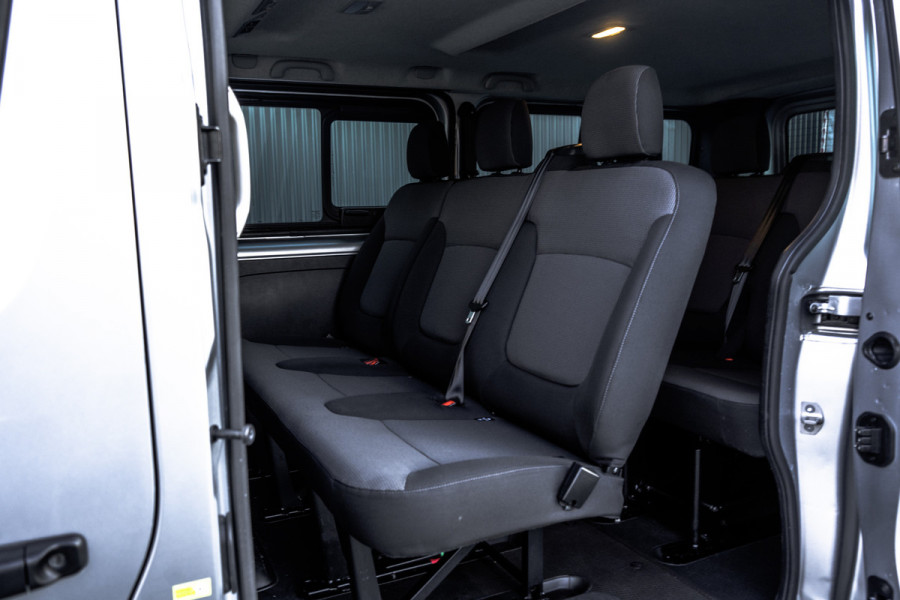 Renault Trafic Blue dCi 150PK | L2H1 | 9-Zits | LED | Canera | Navi | Zijschuifdeur R+L | Cruise | Airco | PDC | Euro 6