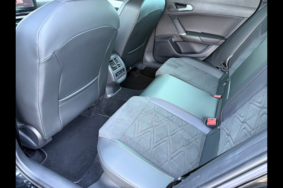 Seat Leon 1.0 TSI FR Launch Edition - Navi - Climate - Trekhaak - Org.NL