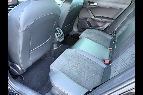 Seat Leon 1.0 TSI FR Launch Edition - Navi - Climate - Trekhaak - Org.NL