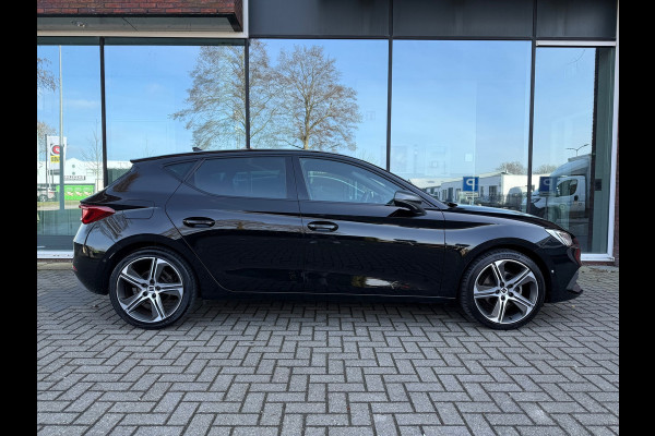 Seat Leon 1.0 TSI FR Launch Edition - Navi - Climate - Trekhaak - Org.NL