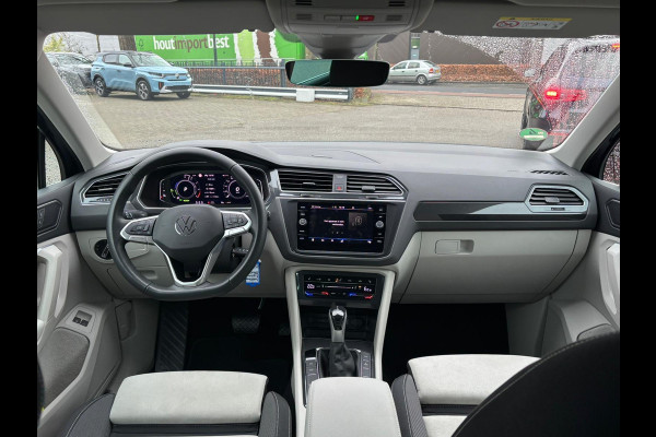 Volkswagen Tiguan 1.4 TSI eHybrid PHEV ELEK. ACHTERKLEP| STOEL MASSAGE| STOEL + STUURVERWARMING| PARKEERSENS. VOOR EN ACHTER| RIJKLAARPRIJS INCL. 12 MND BOVAG GARANTIE