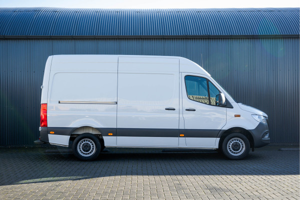 Mercedes-Benz Sprinter 317 CDI L2H2 | Automaat | Mbux | 360° camera | Navi | Cruise | Climatronic