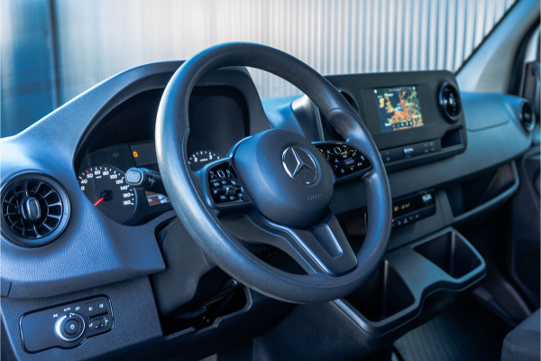 Mercedes-Benz Sprinter 317 CDI L2H2 | Automaat | Mbux | 360° camera | Navi | Cruise | Climatronic