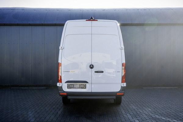 Mercedes-Benz Sprinter 317 CDI L3H2 | Automaat | Mbux | Facelift | Camera | Cruise | Airco
