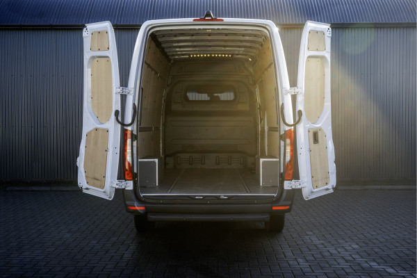 Mercedes-Benz Sprinter 317 CDI L3H2 | Automaat | Mbux | Facelift | Camera | Cruise | Airco