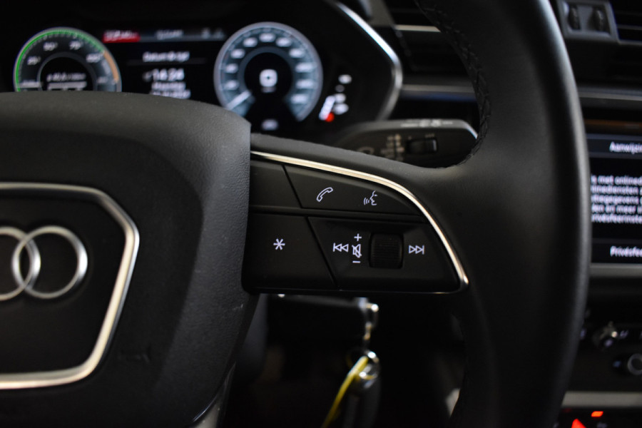 Audi Q3 45 TFSIe 245PK HYBRID S-TRONIC EDITION NAVI/PDC/BLUETOOTH