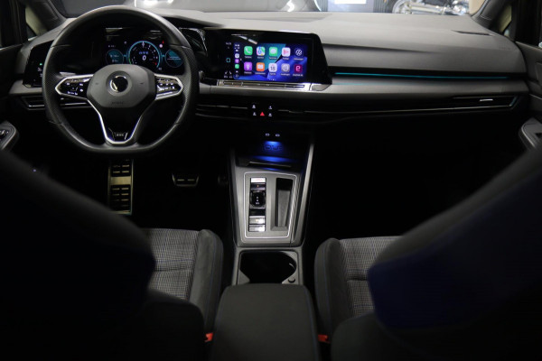 Volkswagen Golf 1.4 eHybrid GTE /PANO/IQLIGHT/CAM/CARPLAY/ACC/LANE ASSIST/VOL