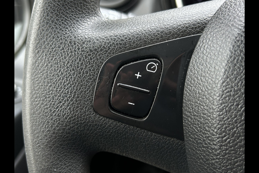 Renault Trafic 1.6 dCi / L1H1 / 1e EIGENAAR / ACHTERKLEP / INRICHTING / AIRCO / CRUISE / BLUETOOTH / 3-ZITS / 6 BAK