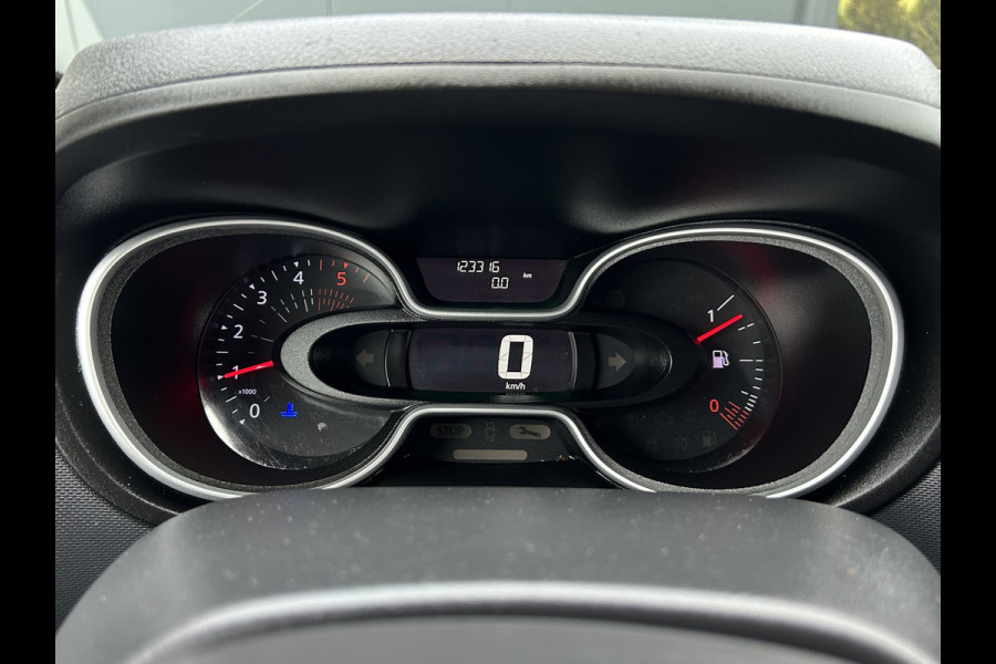 Renault Trafic 1.6 dCi / L1H1 / 1e EIGENAAR / ACHTERKLEP / INRICHTING / AIRCO / CRUISE / BLUETOOTH / 3-ZITS / 6 BAK