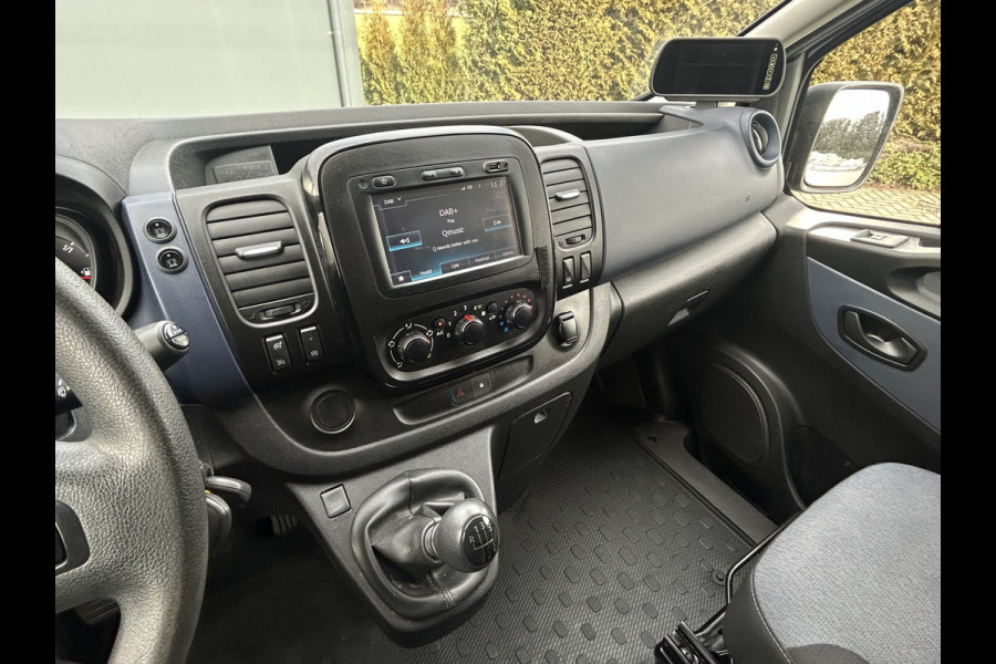 Opel Vivaro 1.6 CDTI 126 PK / L1H1 / 1e EIGENAAR / ACHTERKLEP / TREKHAAK / AIRCO / CRUISE / NAVI / CAMERA