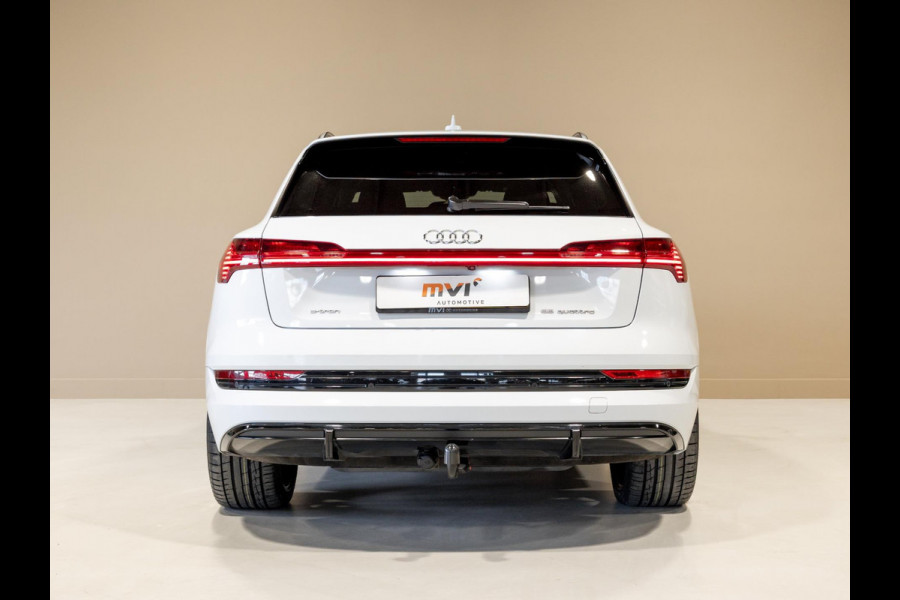Audi e-tron 55 quattro S edition 95 kWh / 408pk / SOH 89% / Panoramadak / Trekhaak / B&O /